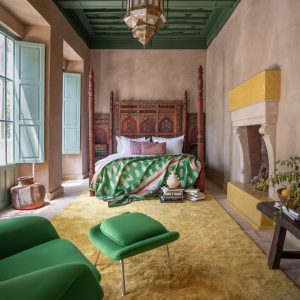 Luxurious hotel bedroom